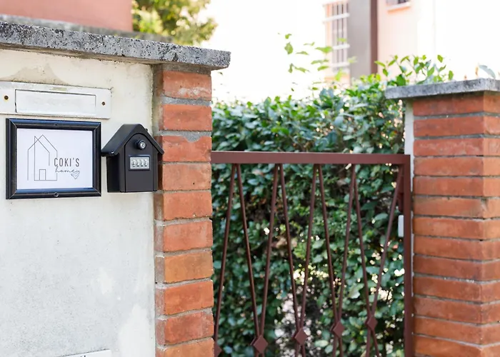 Coki's Free Parking And Wifi Apartament Rawenna