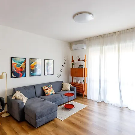 Lägenhet Coki's Free Parking And Wifi