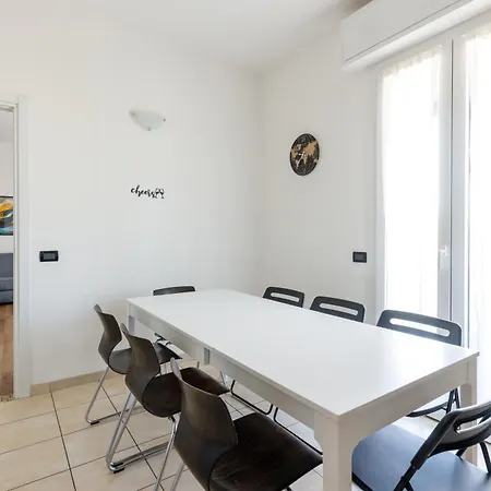 Coki's Free Parking And Wifi Apartment